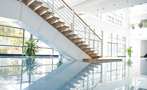 室內外樓梯欄桿工程量是如何計算的？