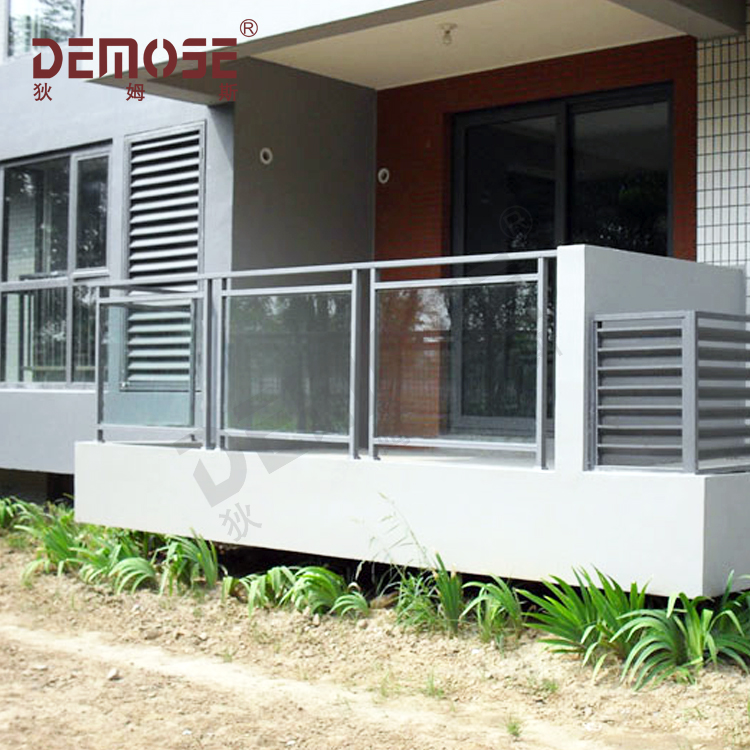 不銹鋼護欄和鋁合金護欄哪個好些