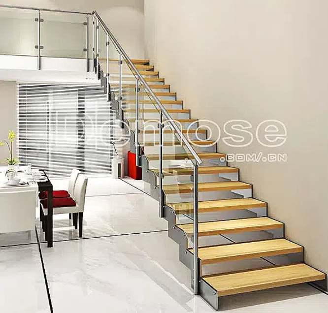 不銹鋼樓梯在復式住宅中的巧妙布局