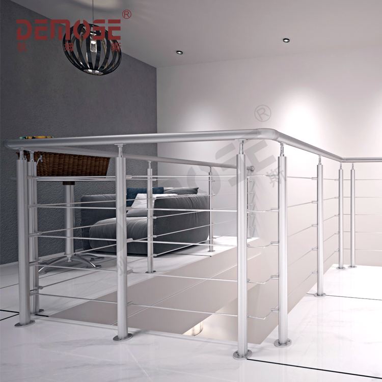 陽(yáng)臺(tái)不銹鋼護(hù)欄：守護(hù)生命的最后一道防線