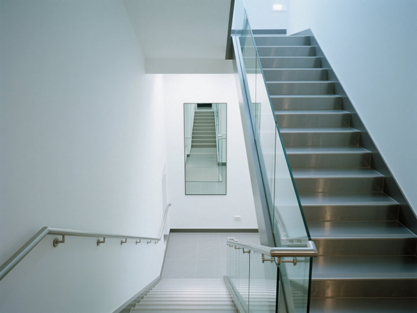 值得信賴的定制樓梯專家:狄姆斯的非凡匠心